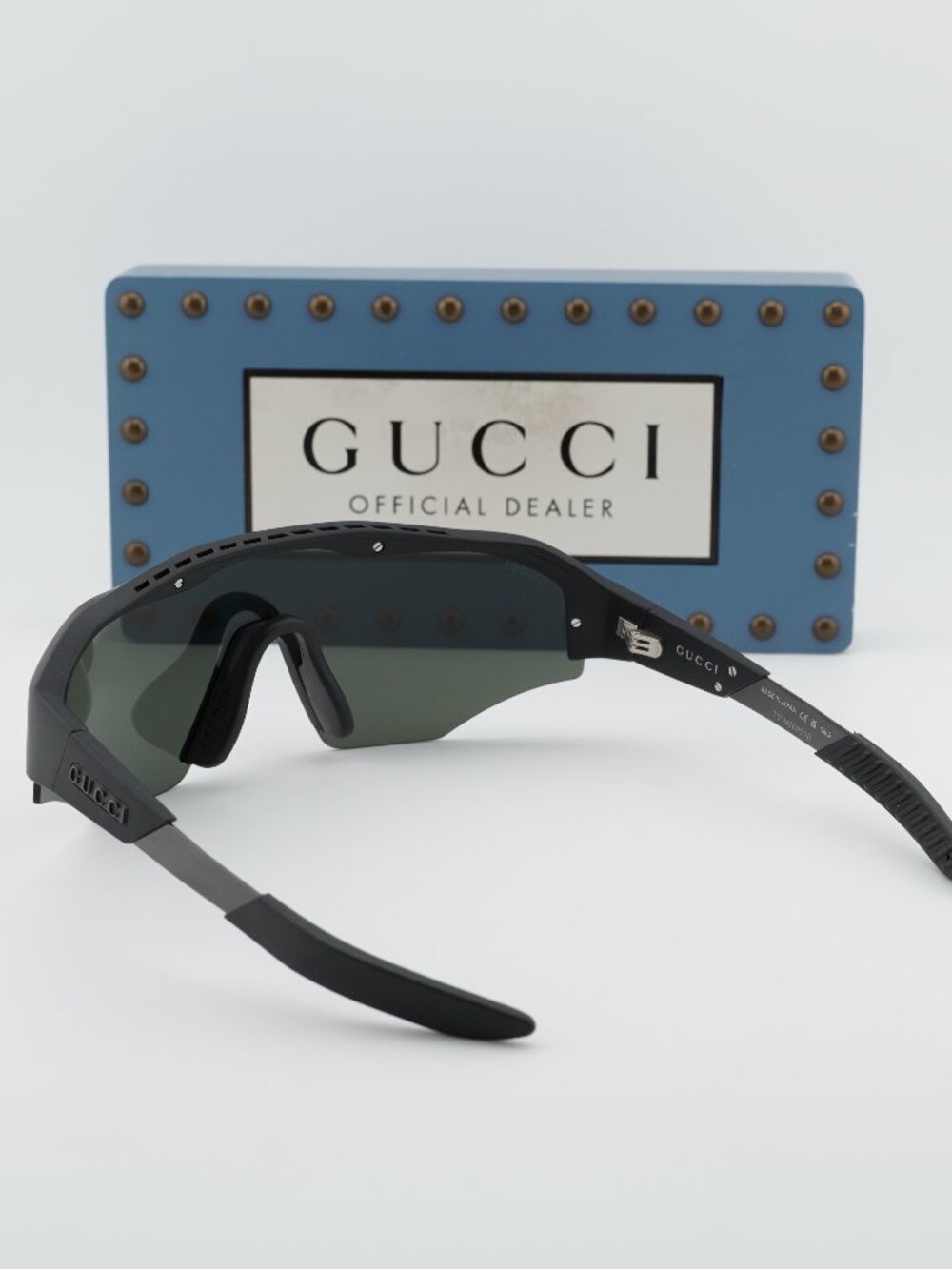 Gucci GG2017S 003 Shield Sunglasses - Black / Grey - Picture 4 of 11